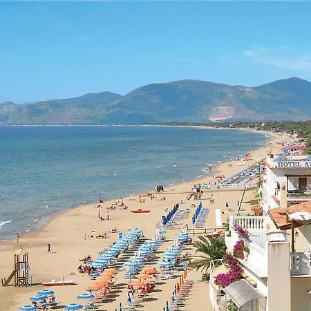 Villa Giulia By Interhome