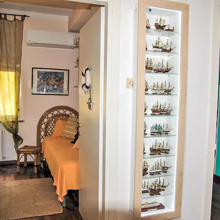 Villa Giulia By Interhome